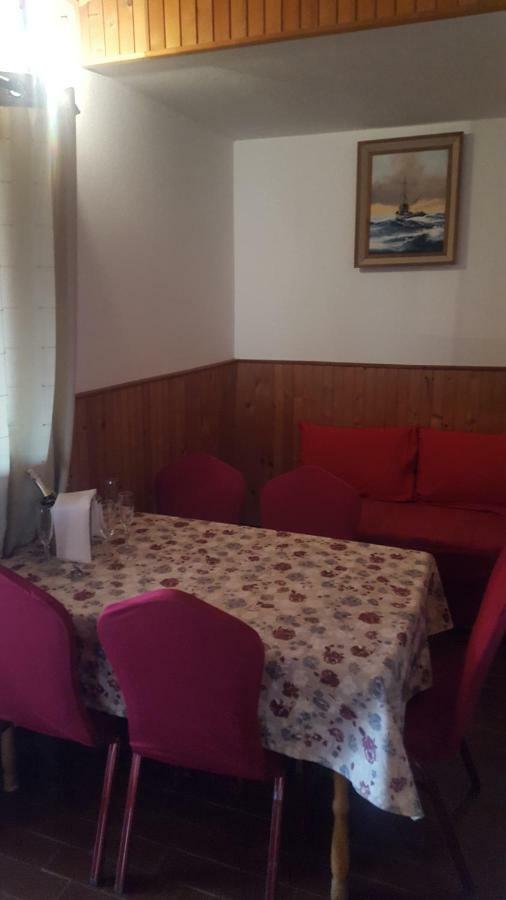 Ferienwohnung Begovi Dvori Rab Town Exterior foto